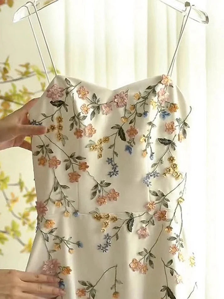 Vintage Beige Spaghetti Strap Floral Applique Design Elegant A-Line Evening Dress Prom Dress D1581