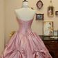Atemberaubendes hellblaues Abendkleid aus plissiertem Tüll mit V-Ausschnitt, ideal für Quinceañera und Ball (Modell D4654)