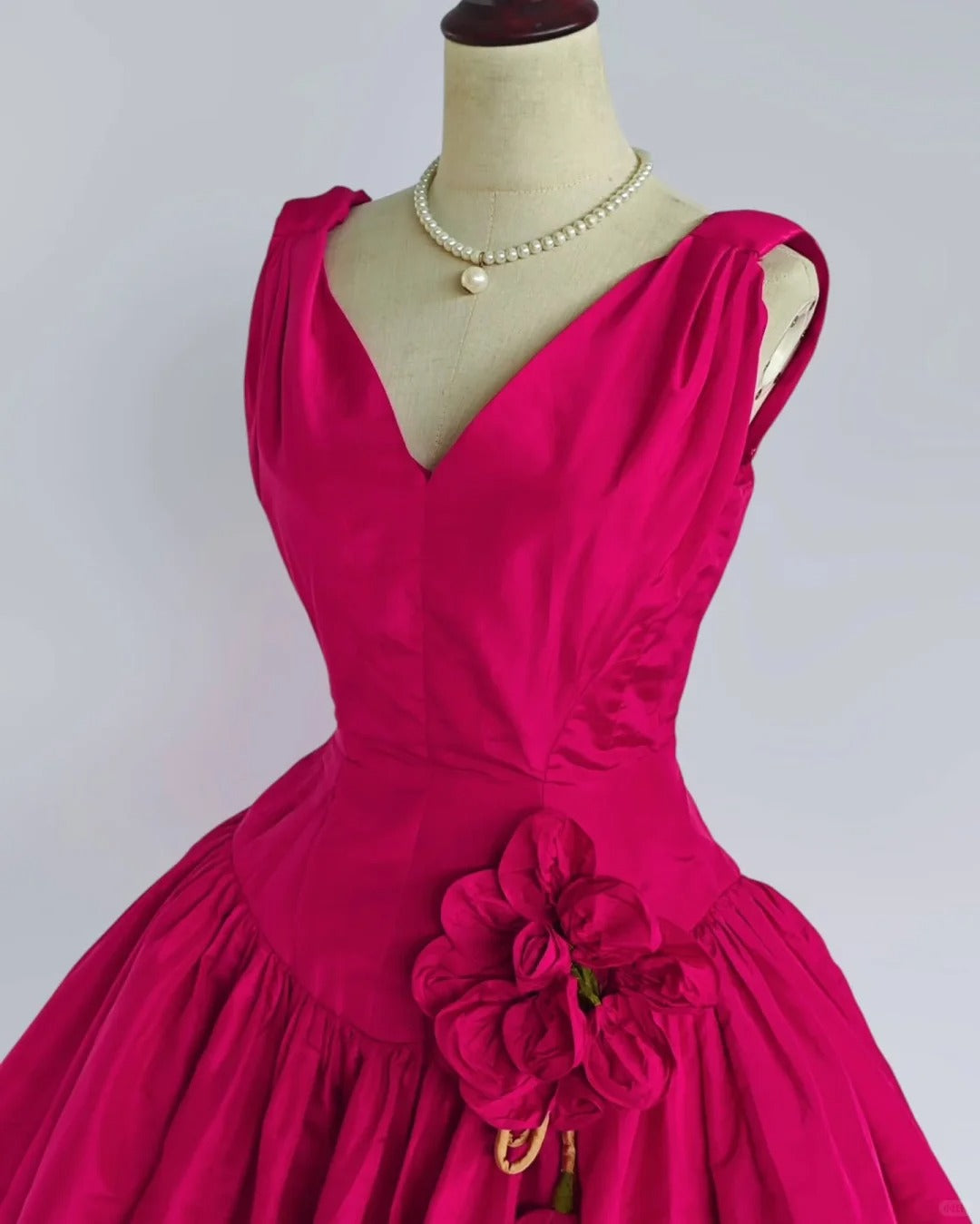Chic Homecoming Dress V Neck Flower Dress Back to School Outfits Party Dress  D6407