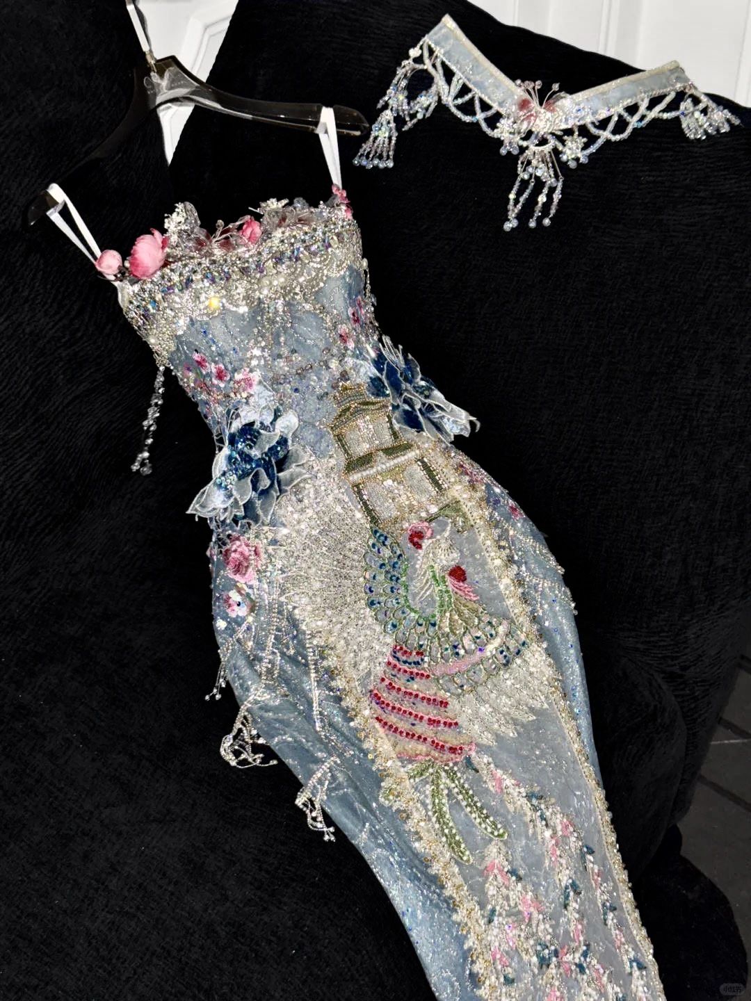 Chic Spaghetti Strap Embroidery Sequins Hugging Mermaid Flower Rinestone Long Party Dress Prom Gown Evening Dress D7490