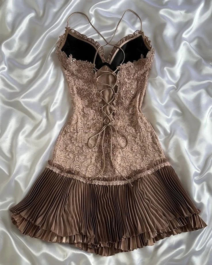 Charming Homecoming Dress Spaghetti Strap Lace Appliques Back to School Outfits Party Dress Birthday Dress  D7509