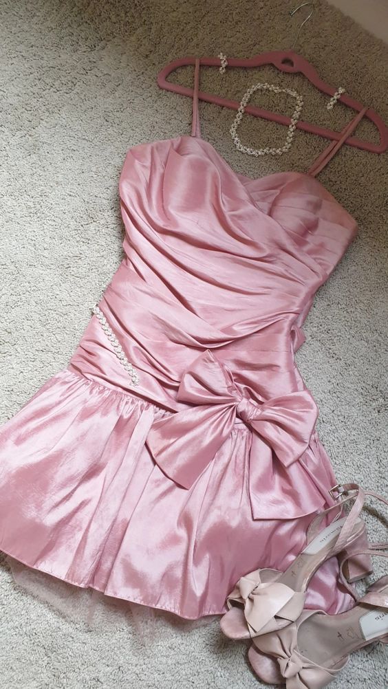 Charming Homecoming Dress Spaghetti Strap Bowknot Pleated Back to School Outfits Party Dress D7291