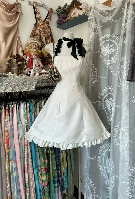 White Halter A-Line Satin Birthday Outfits Short Dresses Homecoming Dresses, D1298
