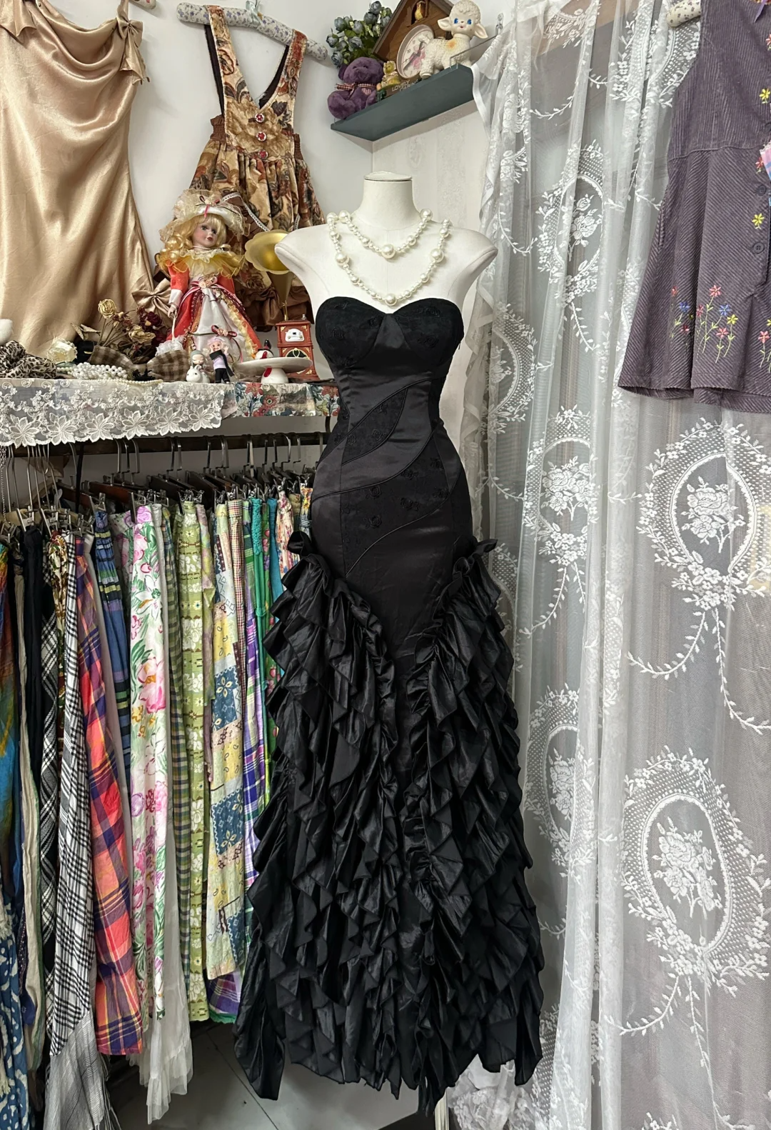 Black Strapless Ruffles Mermaid Vintage Long Prom Dress Formal Party Dress, D321