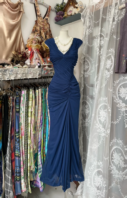 Elegant Sleeveless Mermaid Vintage Long Prom Dress Formal Party Dress, D324