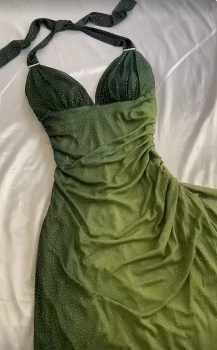Green Halter Ombre Ruffles Chiffon Long Party Dress Vintage Evening Gown, D382