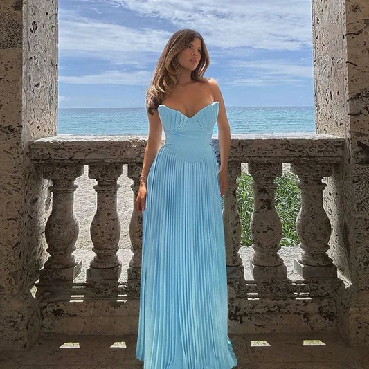 Ozeanblaues, herzförmiges A-Linien-Abendkleid, lang, D557