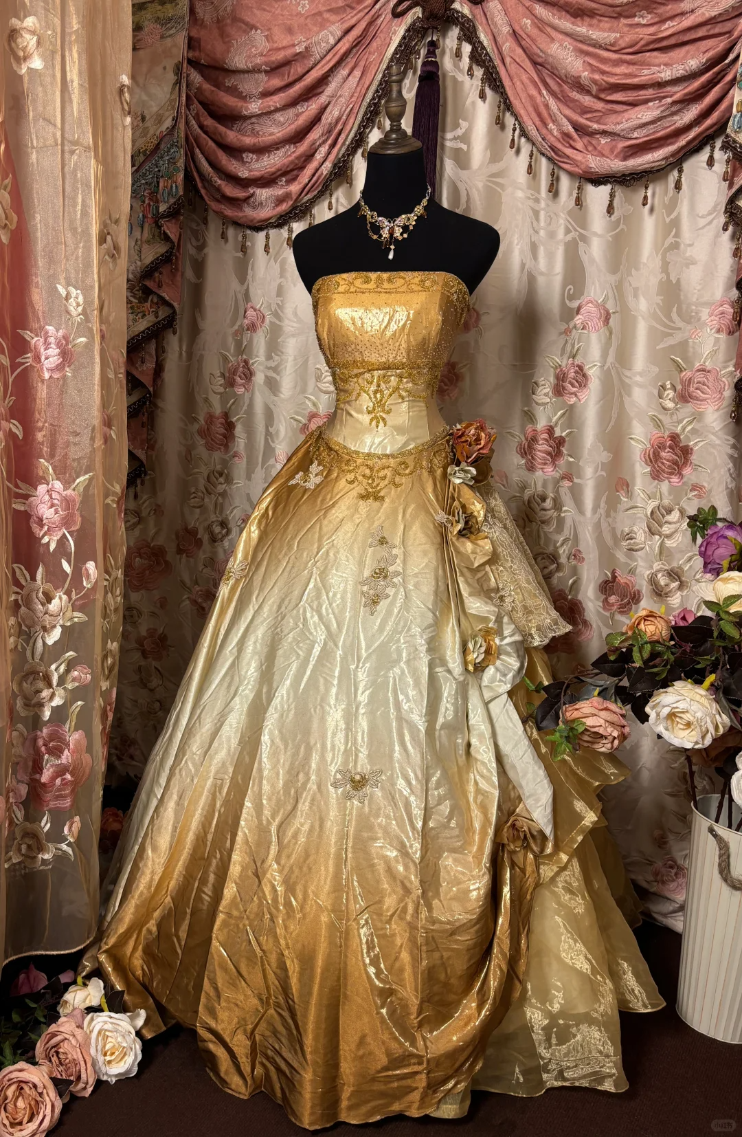 Trägerloses A-Linien-Abendkleid aus Satin mit Farbverlauf und Perlenbesatz im Vintage-Stil, lang, Partykleid, D613