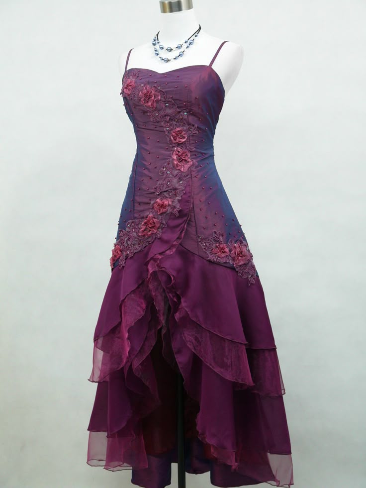 Elegant Spaghetti Straps A-Line Appliques Long Party Dress Vintage Evening Dress, D698
