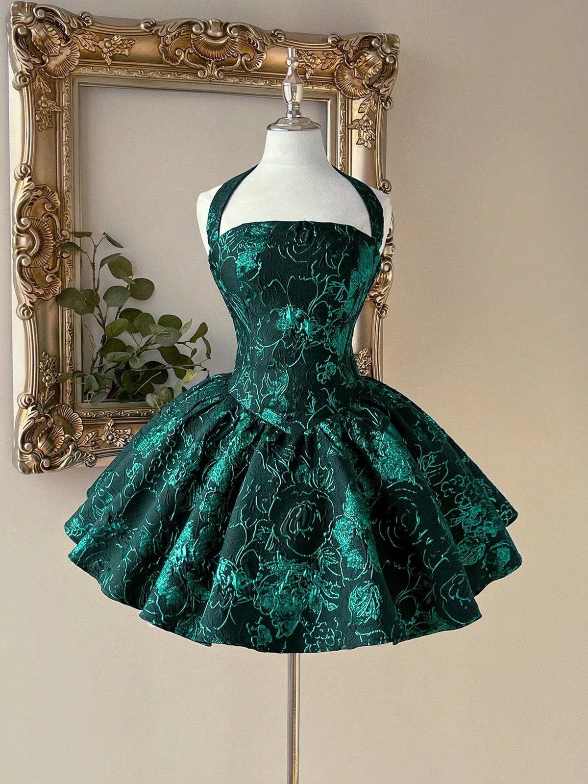 Charming Homecoming Dress Halter Pleated Backless Back to School Outfits Party Dress  D7394