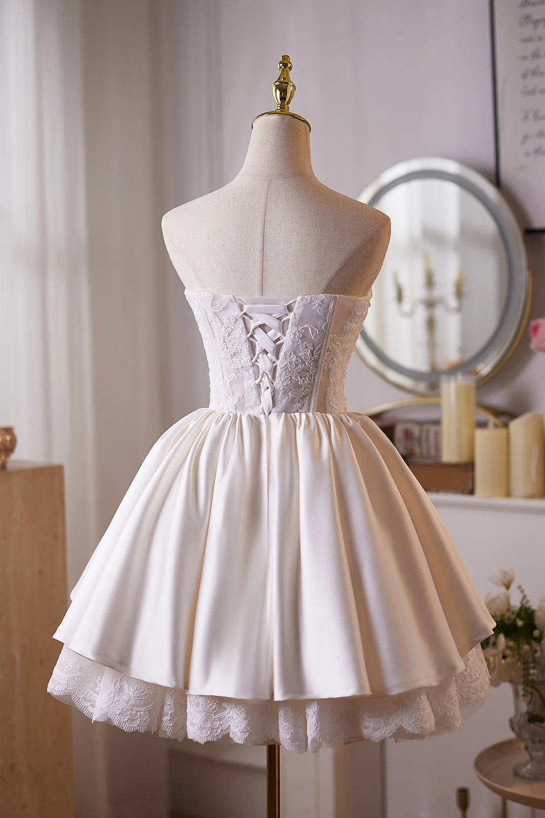 Chic Homecoming Dress Sweetheart Pleated Lace Short Prom Dress Back to School Outfits Cocktail Dress  D6014
