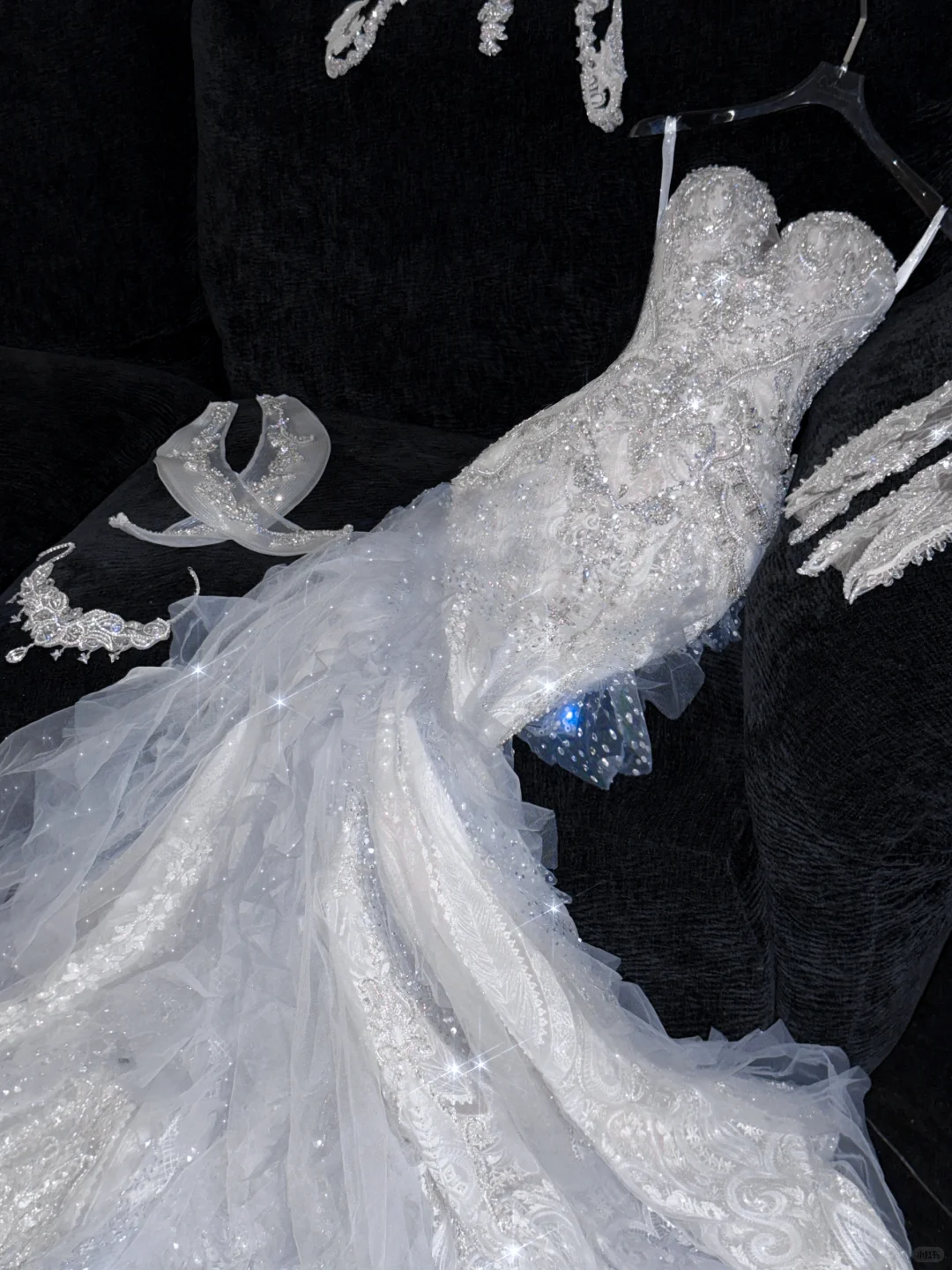 Elegant Sweetheart Lace Tulle Beaded Applique Design Gorgeous Mermaid Floor-length Wedding Dress D1638