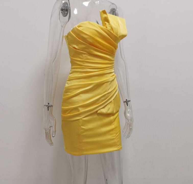 New Homecoming Dress Sweetheart Pleated Yellow Back to School Outfits Party Dress D7565