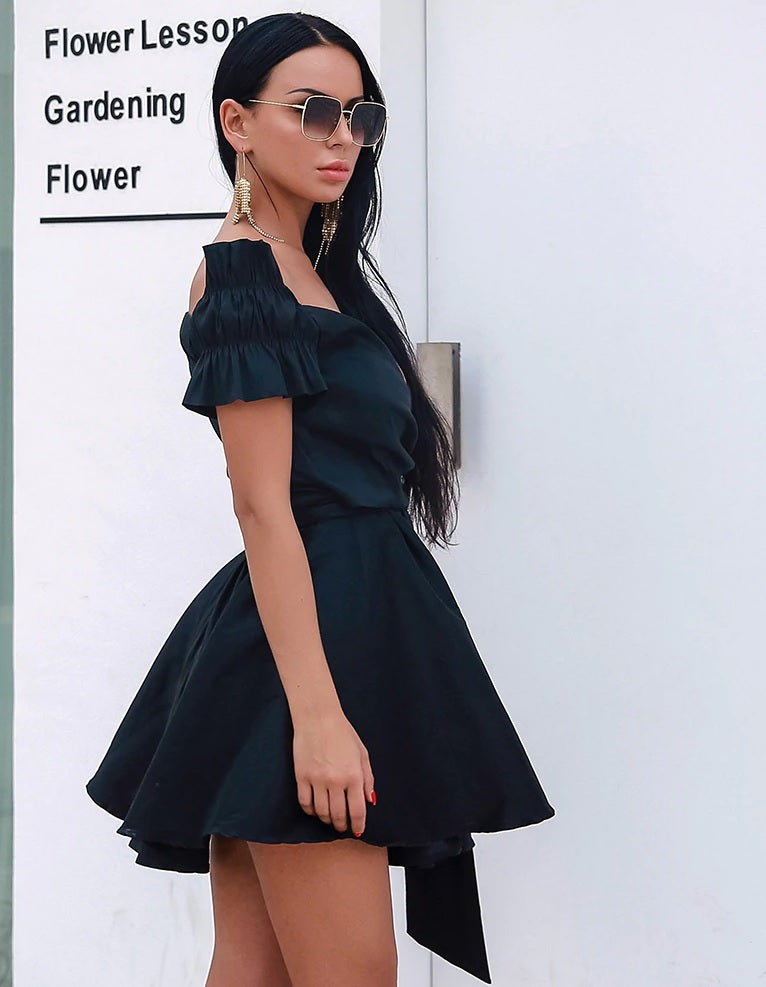New Homecoming Dress Off the Shoulder Black V Neck Pleated Back to School Outfits Party Dress D7529
