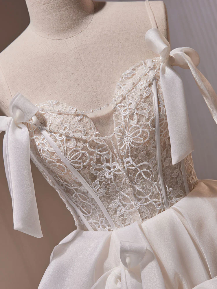 Charming Homecoming Dress V Neck Lace Bowknot Tulle Applique Bead Back to School Outfits Party Dress D7514