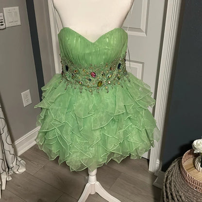 Stunning Homecoming Dress Sweetheart Rinestone Beaded Tulle Cascade A-Line Back to School Outfits Party Dress D7931