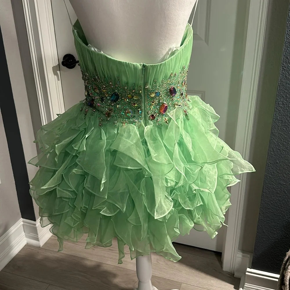 Stunning Homecoming Dress Sweetheart Rinestone Beaded Tulle Cascade A-Line Back to School Outfits Party Dress D7931