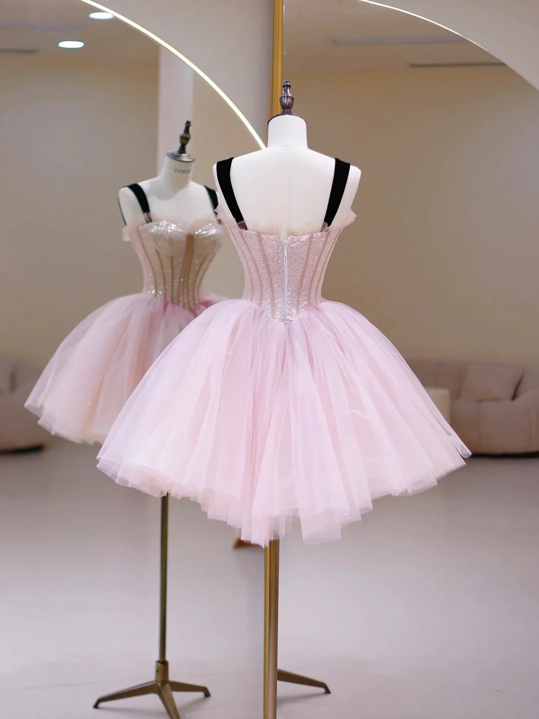 Cute Homecoming Dress Spaghetti Straps Tulle Sequins Short Prom Dress Back to School Outfits Party Dress  D6091