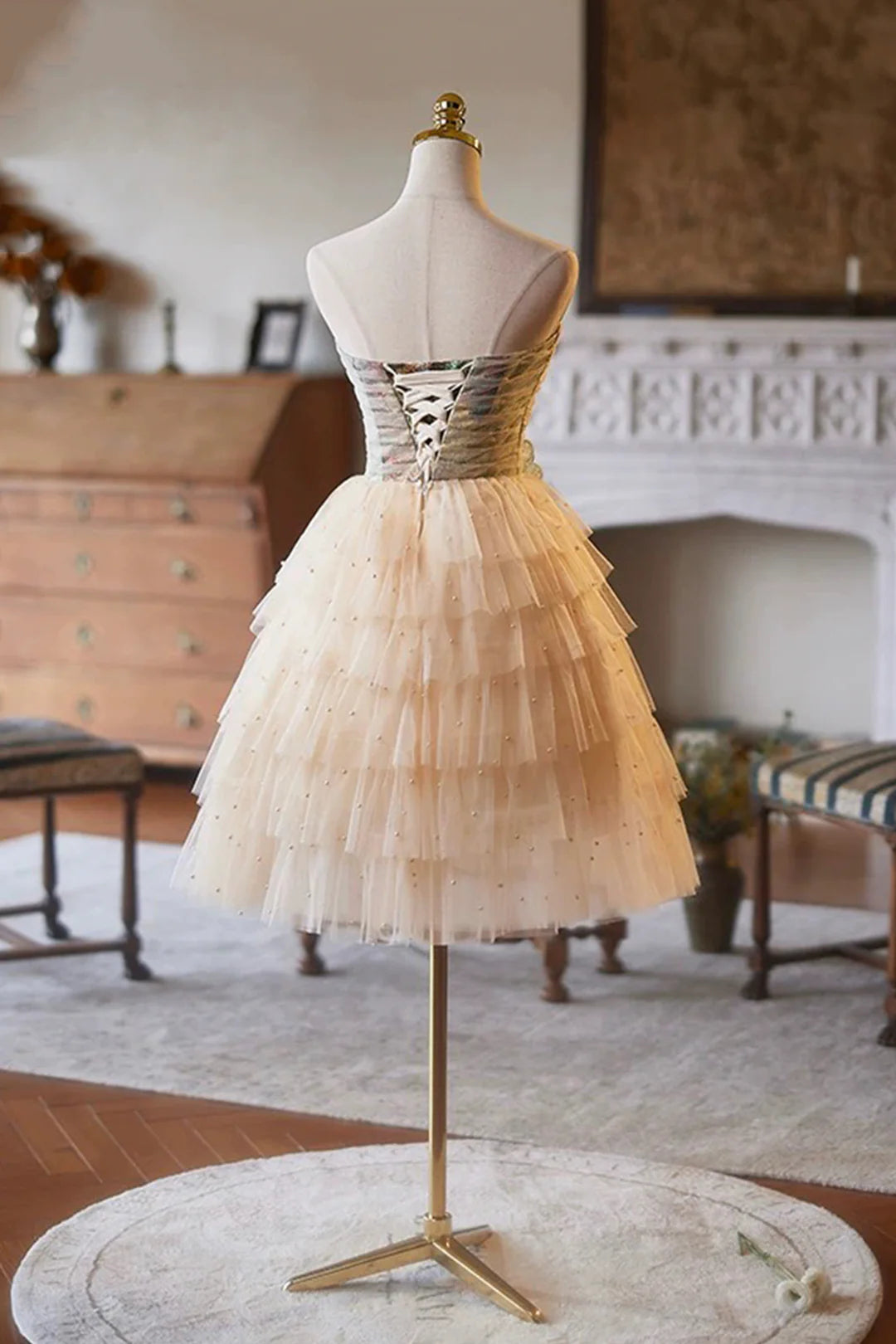 Charming Homecoming Dress Strapless Beaded Tulle Flower Short Prom Dress Back to School Outfits Party Dress  D6035
