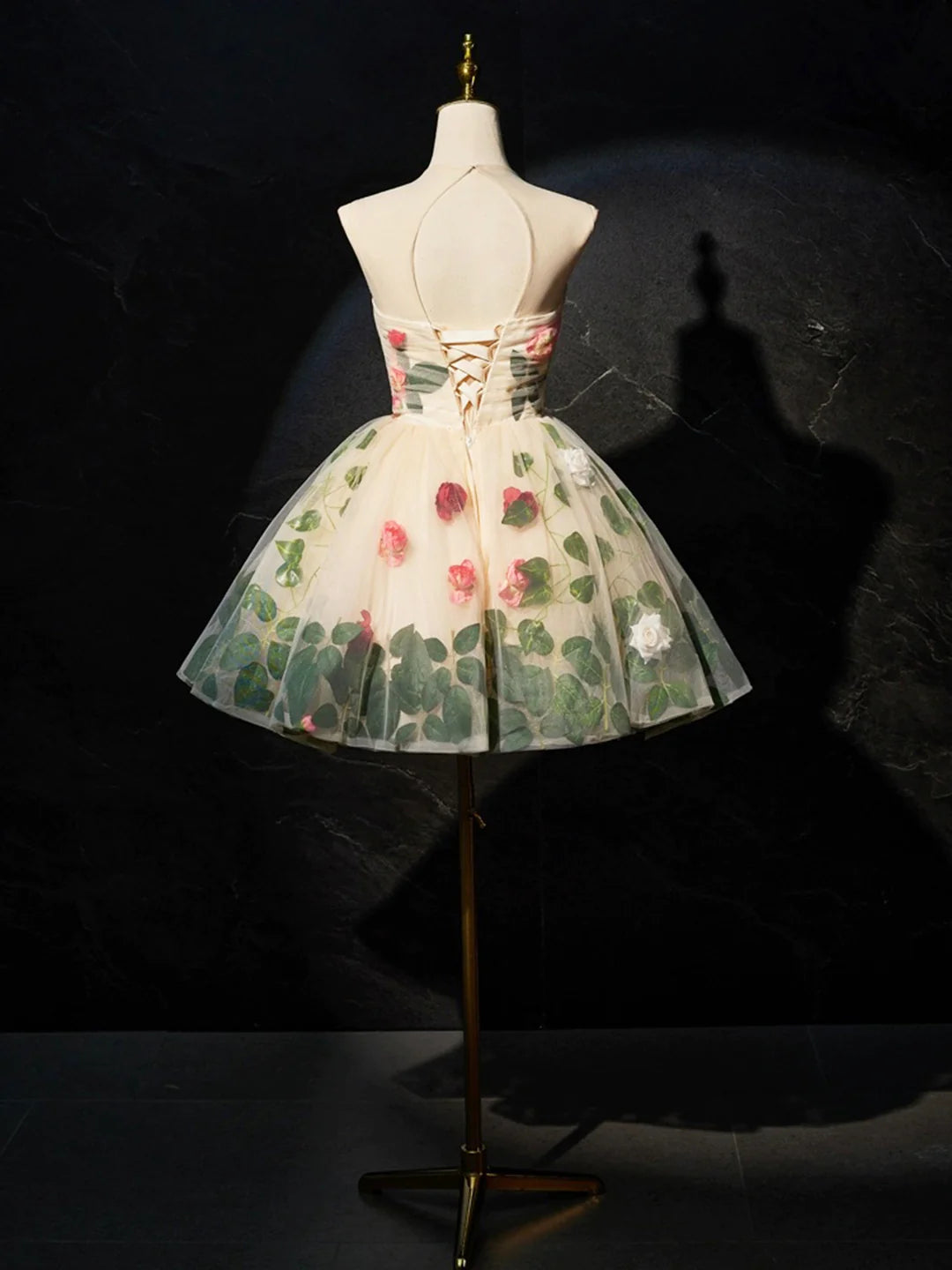 Chic Homecoming Dress Sweetheart Lace Flower Short Prom Dress Back to School Outfits Party Dress  D6088