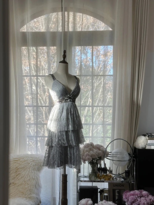 Chic Gray Beading Appliques A-line V-neck Tiered Party Dresses Homecoming Dresses, D1332