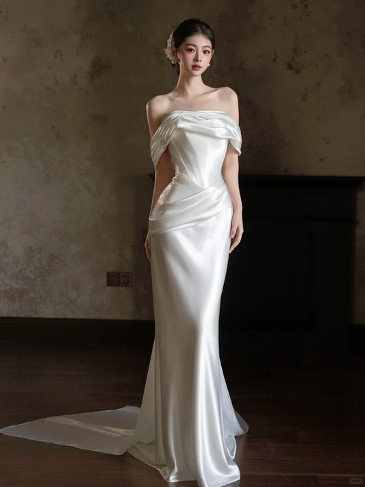Elegant White Mermaid Off-The-Shoulder Ruched Satin Dress Prom Dress Evening Dress L314