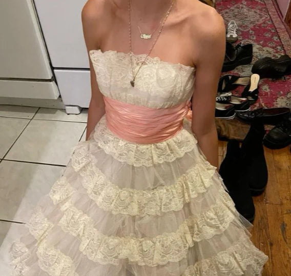 Charming Homecoming Dress Strapless Lace Cascade Back to School Outfits Party Dress D7293
