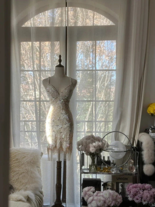 Vintage Beige Sequin Beading Appliques Spaghetti Strap A-line V-neck Party Dresses Homecoming Dresses, D1331