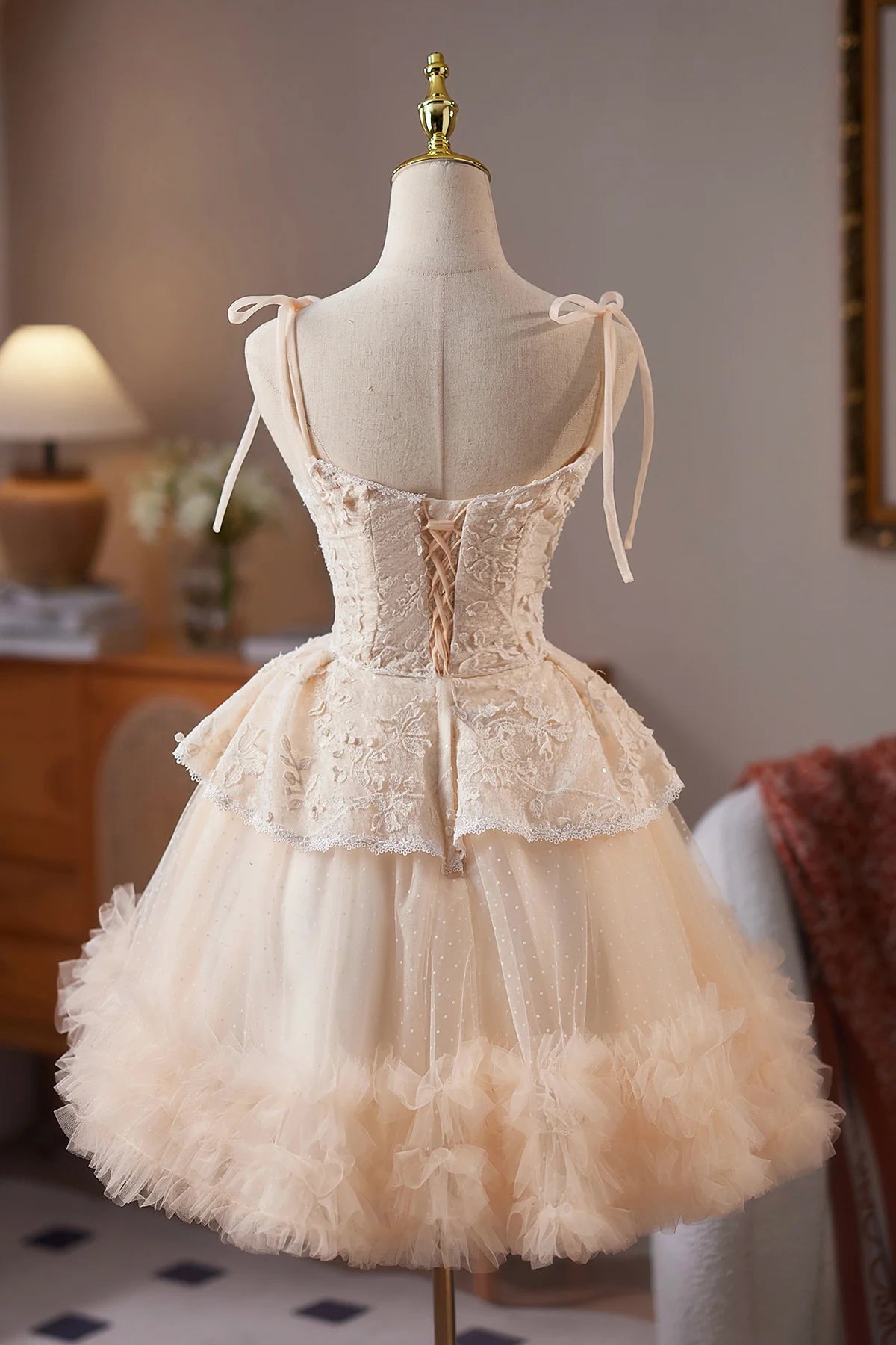 Chic Homecoming Dress Spaghetti Straps Tulle Lace  Short Prom Dress Back to School Outfits Party Dress  D6021