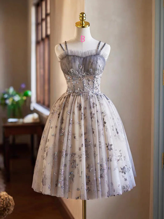 Chic Homecoming Dress Spaghetti Straps Tulle Applique Short Prom Dress Back to School Outfits Party Dress  D6040