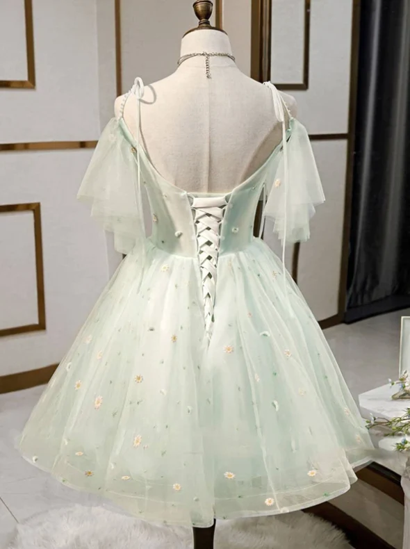 Beautiful Beads Tulle Sweetheart Neckline Ball Gown Homecoming Dresses M5911