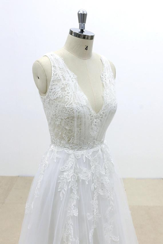 A Line V Neck Lace Appliqued Tulle Wedding Dress with V-Cut Back,Beach Wedding Dress M1405